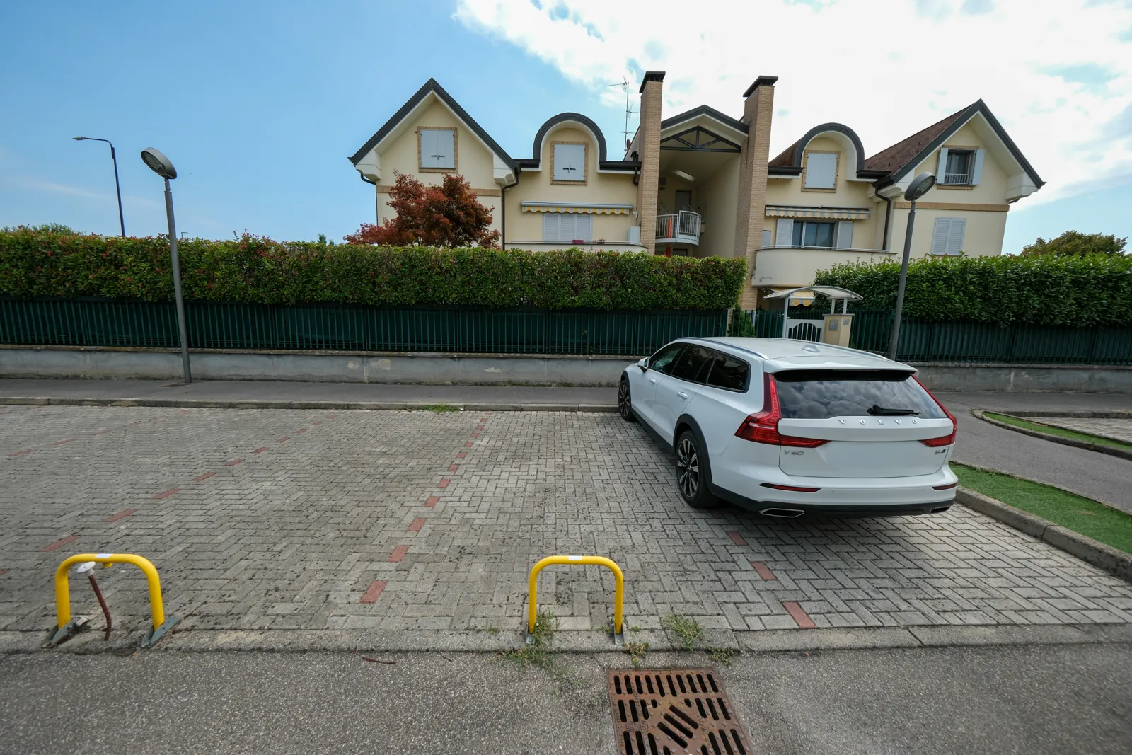 n. 1 posto auto sub 10