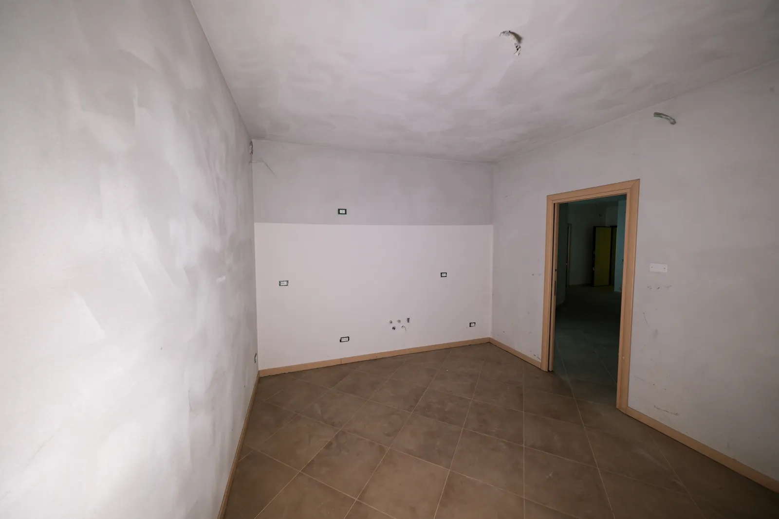 Appartamento sub 716 e box sub 760 