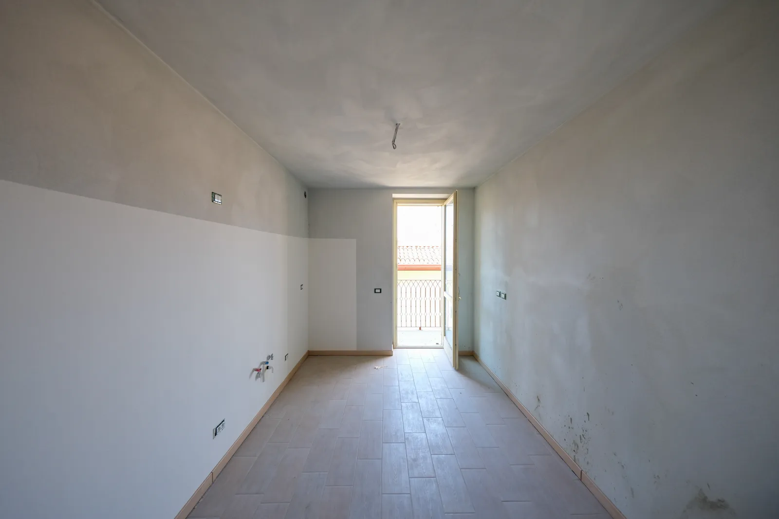 Appartamento sub 710 e box sub 728