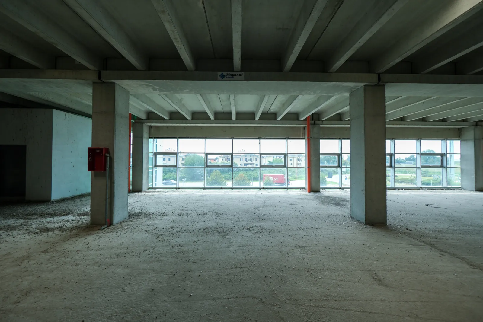 Capannone sub 7