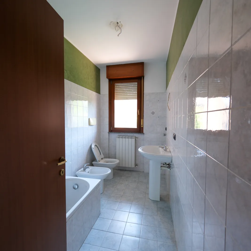 Appartamento sub 7 e box su 41