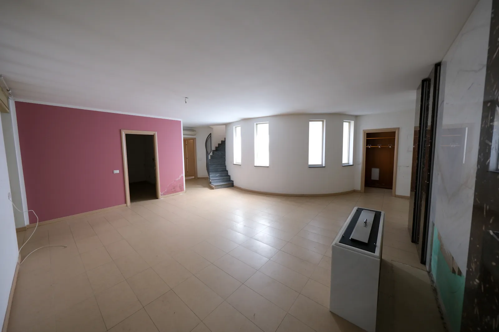 Appartamento sub 719 e box sub 762