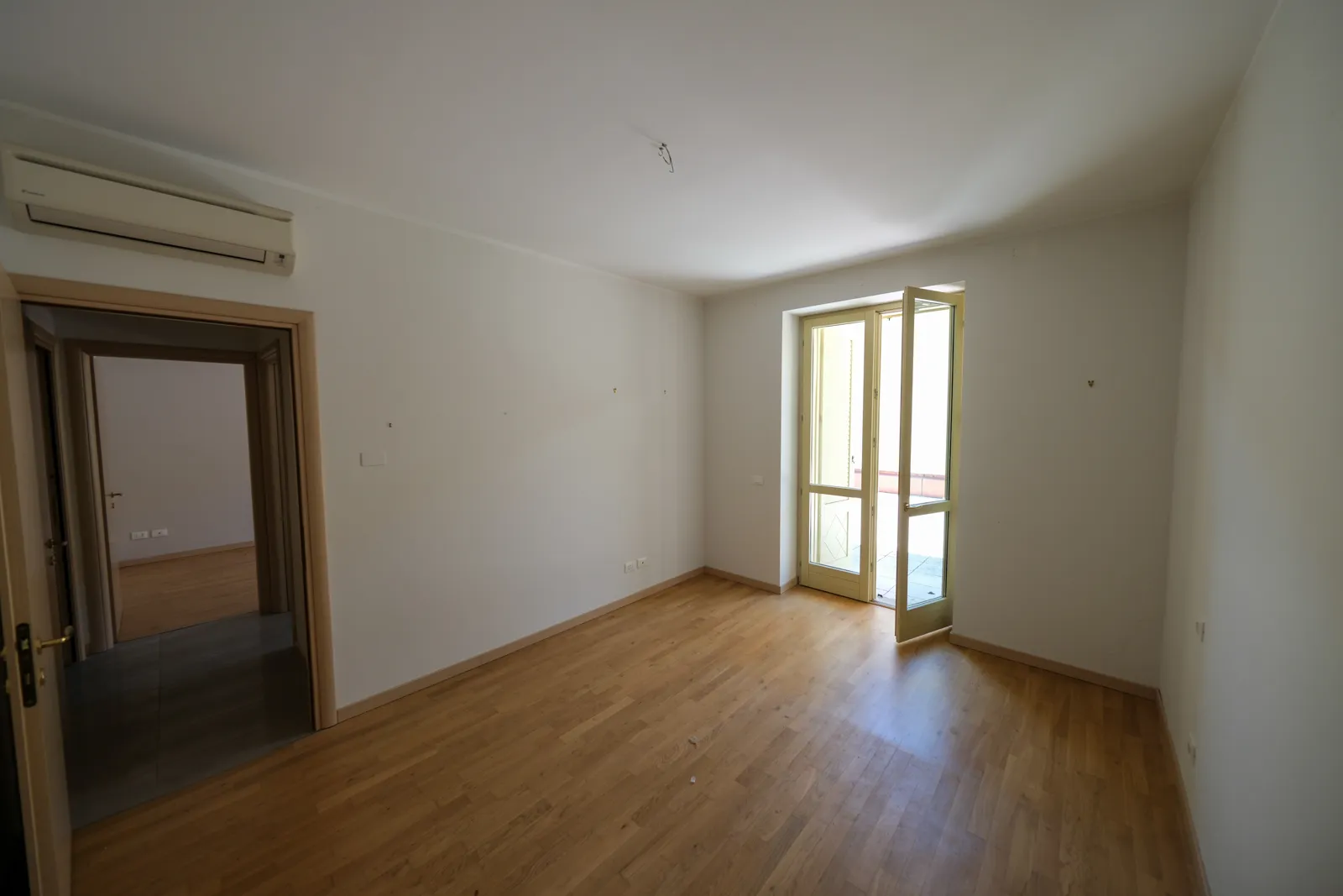 Appartamento sub 708 e box sub 756