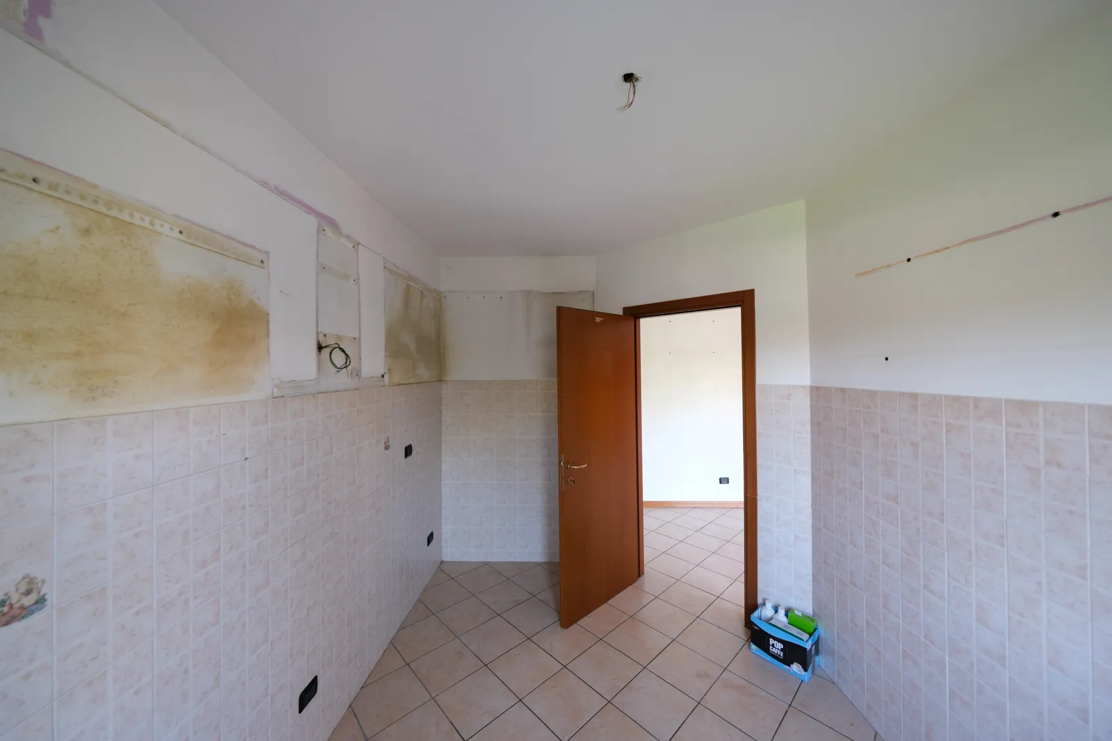 Appartamento sub 7 e box su 41