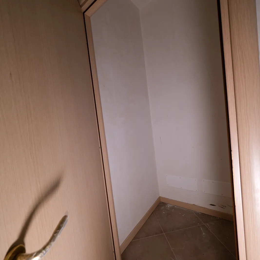 Appartamento sub 716 e box sub 760 