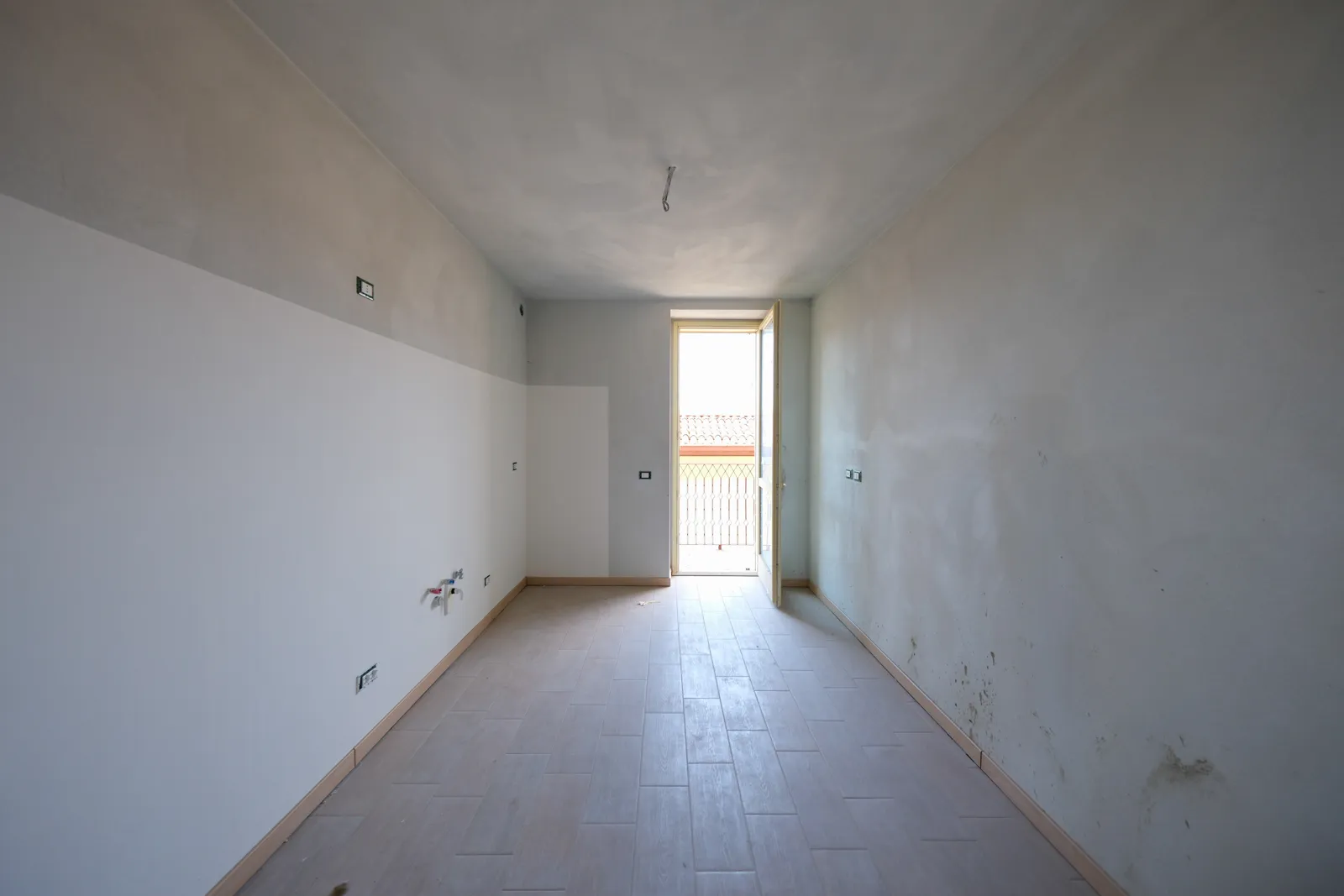 Appartamento sub 710 e box sub 728