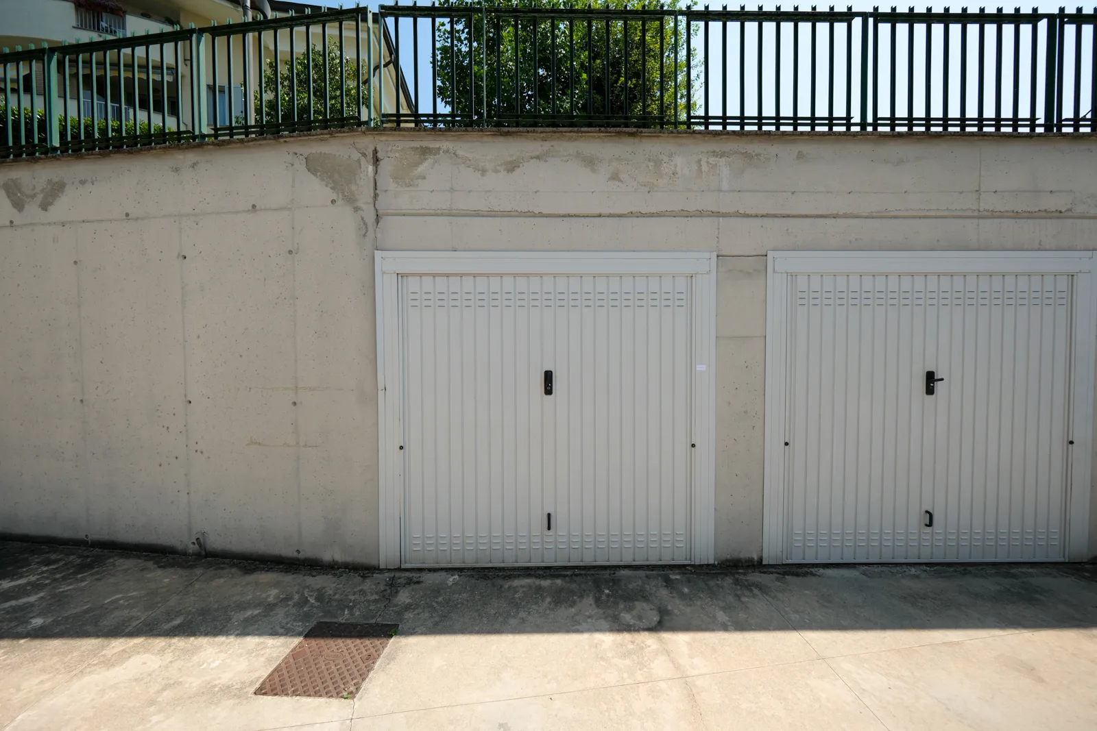 Appartamento con cantina sub 5 e n.2 box sub 1 e 3