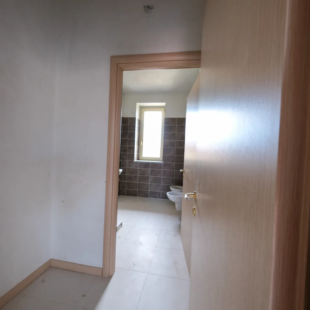 Appartamento sub 713 e box sub 754